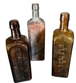 W.F. Severa Stomach Bitters, De Witt’s Chicago Bitters & Udolpho Wolfe’s Schiedam – 3 Amber (1 of 9)
