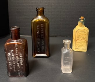 19thC CLOVER’S NY Veterinary Bottles Distemper Cure & Mange + Dr Cleveland Delhi + Norwood Colic (1 of 4)