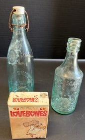 Antique Veterinary Bottle Lot Edward Simonson Freehold NJ 9.5" Elliman’s Royal Embrocation 7.5": Three (3) piece veterinary and pet ephemera grouping incl. Edward Simonson Freehold N.J. aqua bottle (9½"), Elliman’s Royal Embrocation for Horses embossed aqua bottle (7½"), and Dr. P