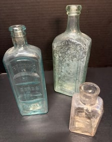 Antique Embossed Sarsaparilla Bottles Lot – SANDS SARSAPARILLA 10” BROWNS SARSAPARILLA, (1 of 6)