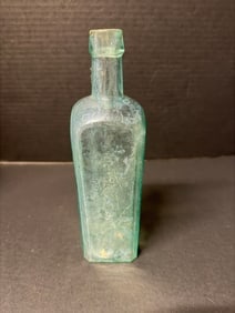 19th C Emerald Green LONDON SWAN GIN Paneled Bottle 10in Applied Lip Embossed (1 of 7)