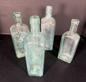 4 Antique Embossed Bottle Lot – London Swan Gin, Warner’s Safe Cure, Foster Milburn, Burdock: 4pc antique embossed bottle lot incl London Swan Gin, Warner’s Safe Cure Rochester NY, Foster Milburn & Co Buffalo, and Burdock Blood Bitters, 8½–10in