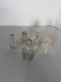 Antique Perfume Bottle Lot Vanity Glass Stopper Set 5pc Miniature Dresser Bottles (1 of 6)