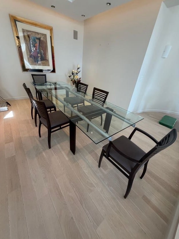 Roche Bobois Dining Table & Potocco Chairs: Roche Bobois extendable glass dining table with six Italian Potocco chairs; table 78.75" L closed, 118" L extended.