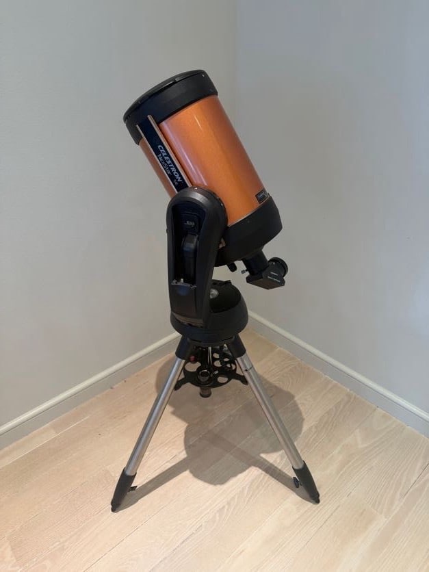 Celestron NexStar 5SE Telescope (1 of 9)