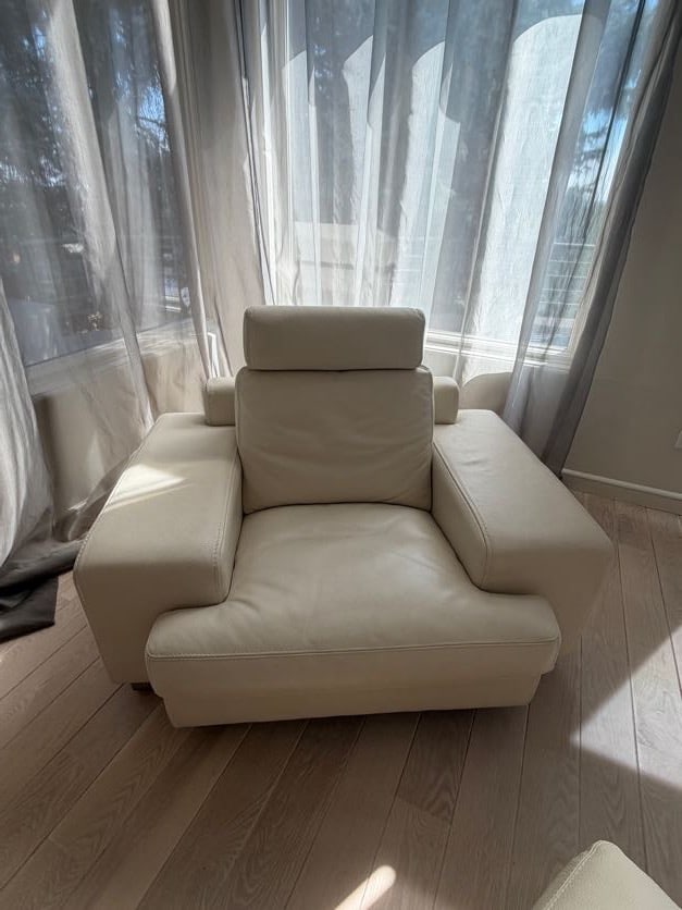 Polaris Italian Cream Leather Chair & Ottoman (1 of 11)