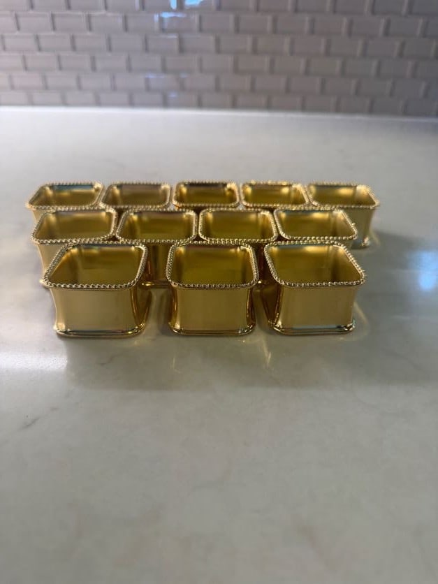 Gold Napkin Rings (1 of 2)