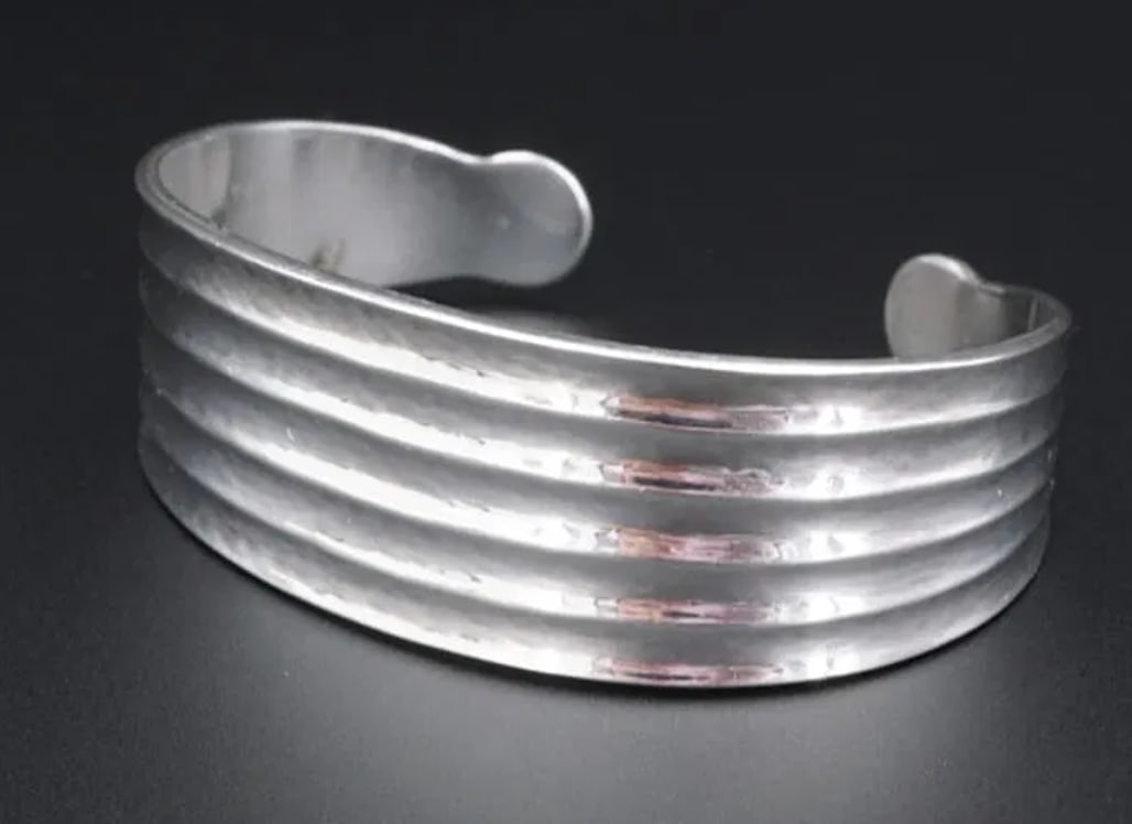 James Avery Ribbed Fluted Cuff Bracelet Sterling Silver Rare HTF 6.5" BS2786 (1 of 3)