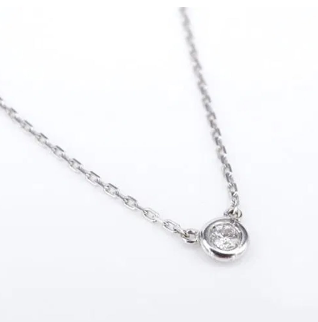 18k White Gold Diamond Necklace Solitaire Pendant 15"-16" DBTY 0.10 carat NG1520: This gorgeous necklace centers on a brilliant 3mm natural diamond solitaire fixed pendant, set in solid 18k white gold, and suspended elegantly from a luxurious cable chain. A modern yet classic look