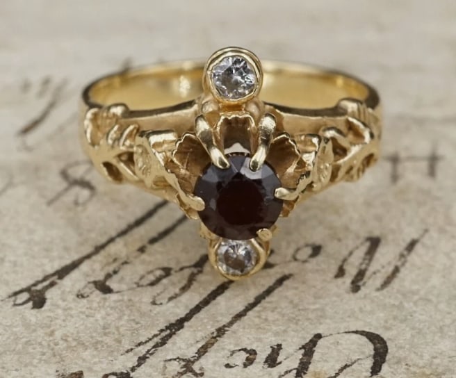 Antique 14k Gold Victorian Natural Diamond Garnet Belcher Ring Size 4.75 RG3485: This amazing ring features a deep red garnet high-set in a six-prong Belcher setting, atop an embellished tapered band with floral and diamond accents. A beautiful period piece, perfect for a unique e