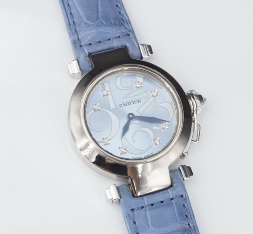 Pasha de Cartier Ladies Watch 18k Gold Ice Blue Diamond Dial 2813 33mm Rare W527: This Cartier Pasha featuring a 33mm case with curved bezel, sapphire crystal and stunning ice blue guilloche dial with diamond accents. Canteen style screw down cabochon with original inverted diamond