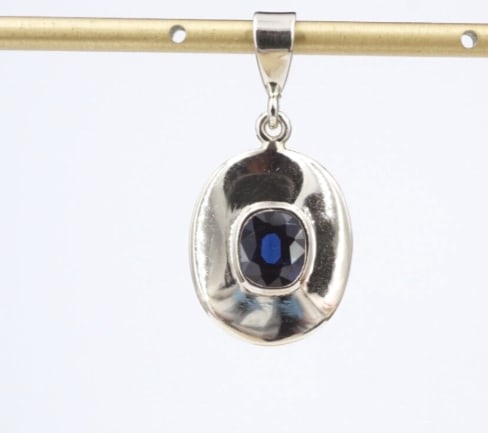 Vintage 14k 1ct Blue Sapphire Pendant White Gold Charm 1" Natural Oval PG1992: This luxe pendant features a vivid blue natural oval cut sapphire bezel set atop an ovular 14k white gold frame. The large tapered bale allows this elegant piece to be worn on a variety of chains and
