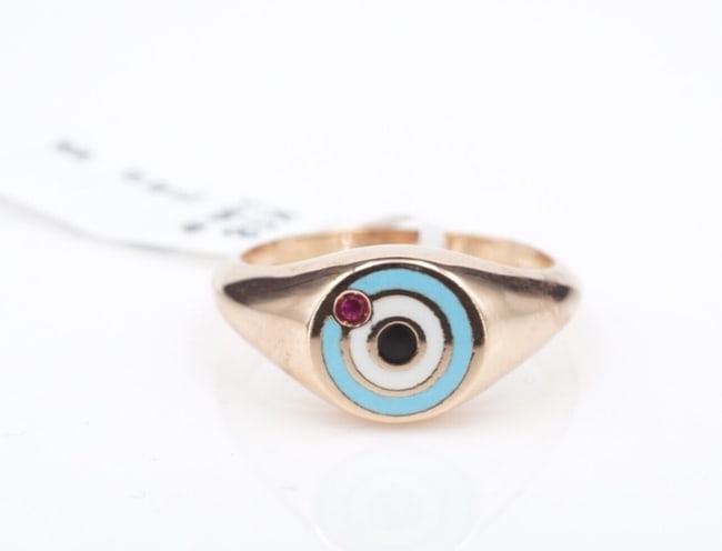 18k Enamel Ruby Signet Ring Bullseye Rose Gold Size 4 NWOT Multicolor RG4328: This gorgeous ring features an enamel bullseye with a vivid red ruby accent set on the outer blue ring. A great piece for yourself or someone you love -- this ring has a one-of-a-kind look and feel! M