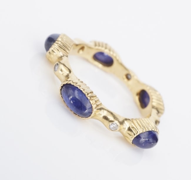 Vintage Cartier 18k Gold Eternity Band Ring Diamond Sapphire Size 5.75 RG4357: This luxe Cartier eternity band features natural diamonds set with cabochon sapphires for a seamless look and sparkle from every angle! This bold ring would make a perfect wedding ring, anniversary ba