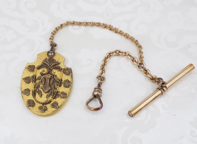 Victorian Aide-Memoire Notebook Pendant w/ Chain Gold Filled M1844: Amazingly ornate and rare Aide-Memoire or memory aide. Amazing condition with three ivory pages. Worn as a note pad during the Victorian era. Metal Type: 14k Gold Filled Stamps: GWC &Co. on Clasp Jewe