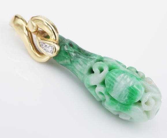 Vintage AJF 18k Gold Green Nephrite Carved Jade Diamond Pendant 1.6" PG1782: This lovely vintage pendant features a beautiful carved nephrite jade amphora hung from a diamond accented bail. The jade is elaborately detailed on the openwork carving for additional eye-catching ap