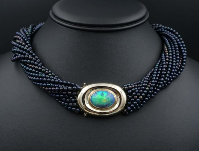 Rare 18k 1980 Paloma Picasso 7ct Black Opal Torsade Necklace Tiffany & Co. NG1760: This amazing Tiffany & Co torsade necklace showcases Paloma PicassoÃ¢â‚¬â„¢s early signature aesthetic: bold, sculptural goldwork with a focus on dramatic, an