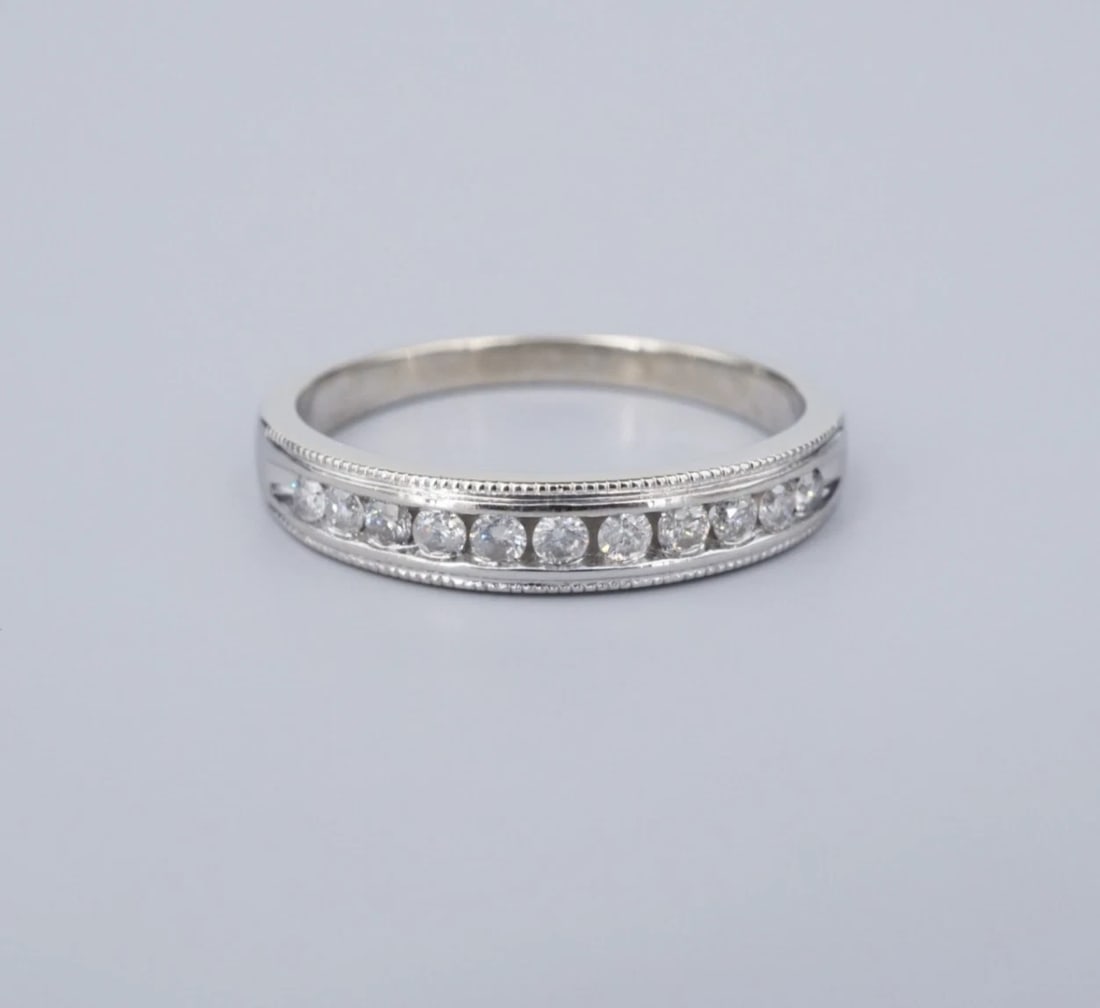 14k White Gold 1/4ct Diamond Half Eternity Band Ring Milgrain Size 7 (1 of 5)