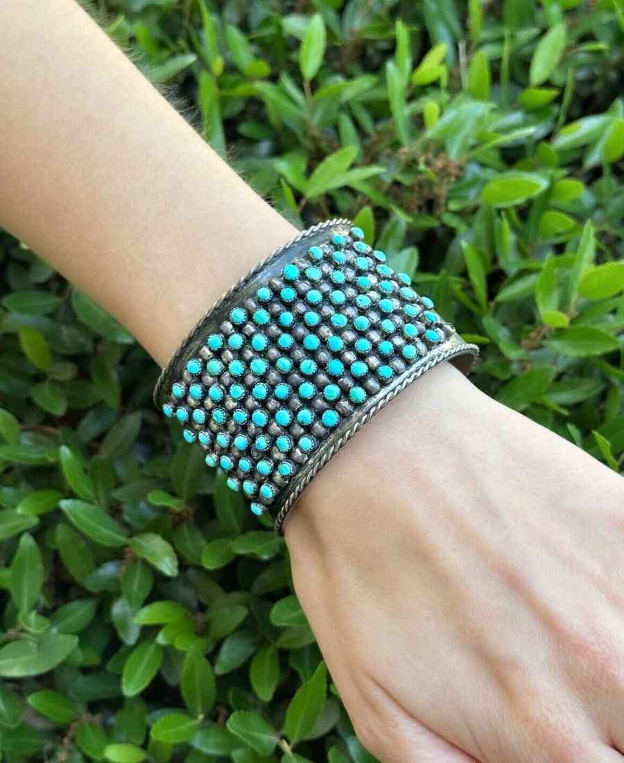 Zuni Petit Point Bracelet Turquoise Wide Cuff Sterling Silver Vintage (1 of 7)