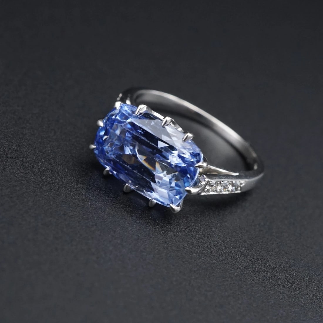 Antique Cut No Heat Ceylon Sapphire Diamond Ring 5.6ct Size 5.5 Lang: This amazing ring harkens back to the amazing Edwardian era, when platinum was only recently introduced into jewelry, and colorful gemstones were the key to fashion. This gorgeous antique inspired rin