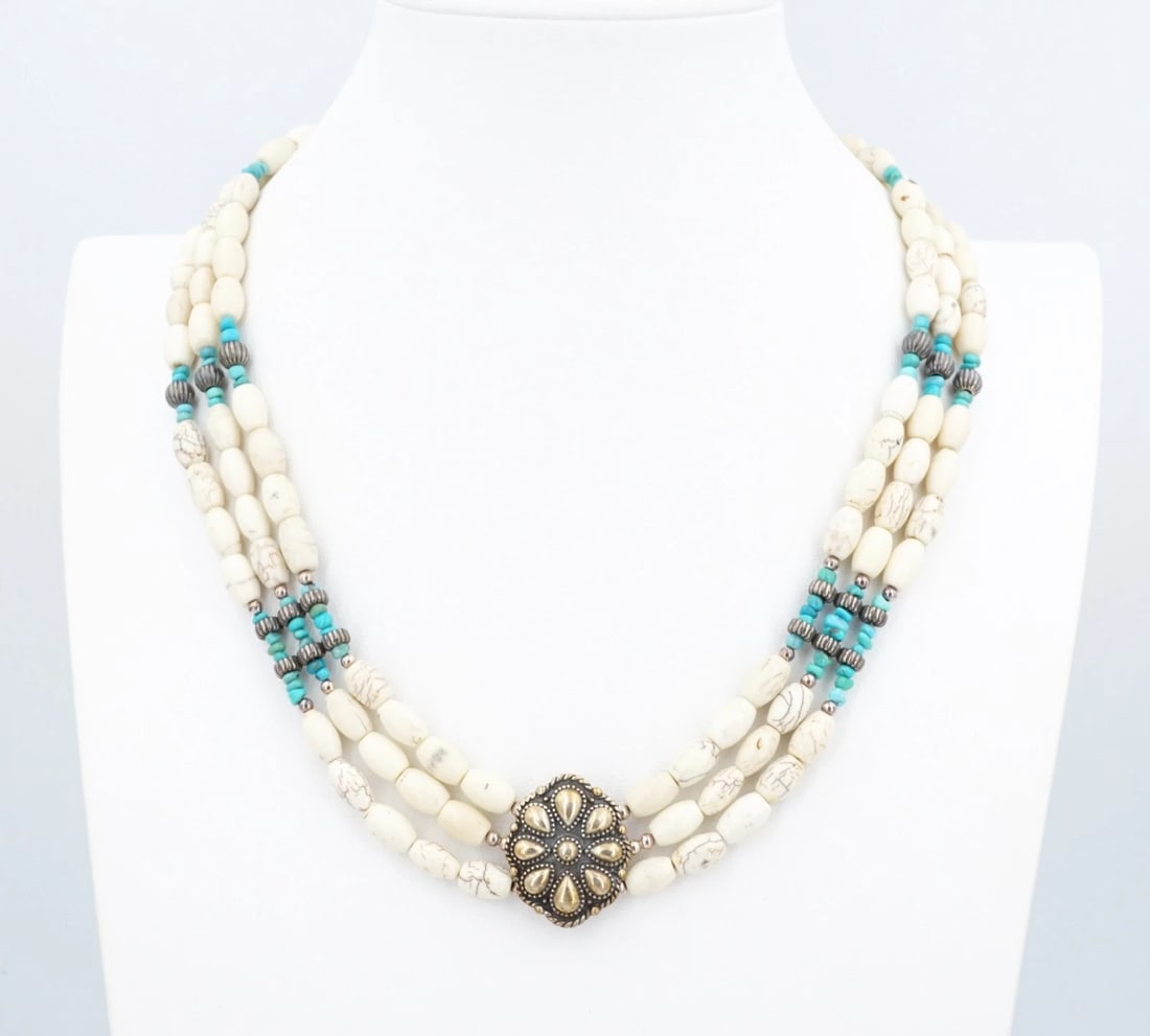 Carolyn Pollack Turquoise Howlite 3 Stand Bead Necklace American West NS2417: This beautiful necklace from designer Carolyn Pollack features three strands of natural howlite and turquoise beads suspended from a repousse concho. Complete with a sturdy lobster clasp closure, this