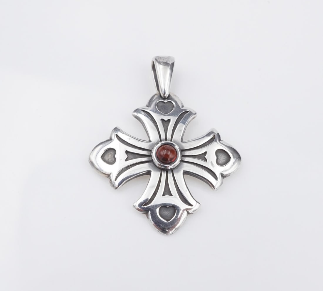 James Avery Garnet Cross Pendant Large Heart Sterling Silver Rare Retired PS2214: This rare, retired James Avery pendant features a sterling silver cross with intricate shadowbox designs and a vivid red garnet cabochon bezel set at center. A meaningful and timeless piece, great for