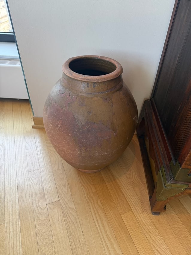 Tokoname Vase (1 of 1)