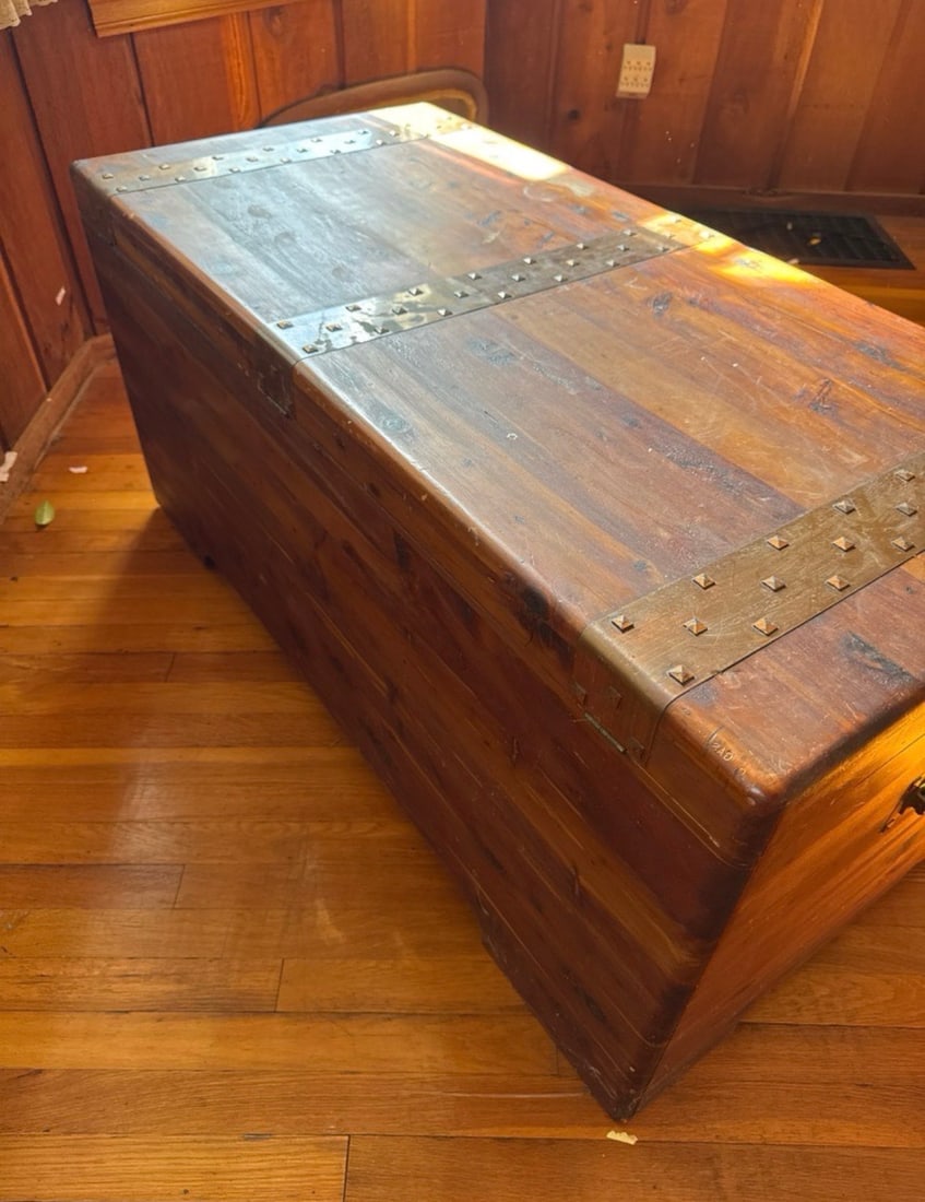 Cedar Copper Inlaid Chest - 5