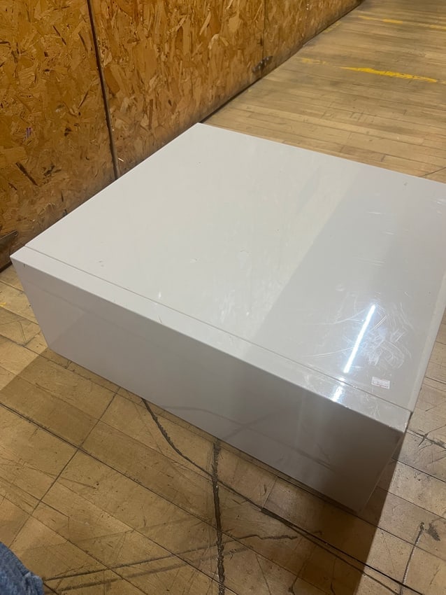 Lot of Three White High-Gloss Display Plinths Retail / Gallery Pedestals: Versatile modern white display plinths, ideal for showcasing art, merchandise, or collectibles in a gallery, showroom, or retail setting. Crafted with a clean, minimalist design, each plinth features