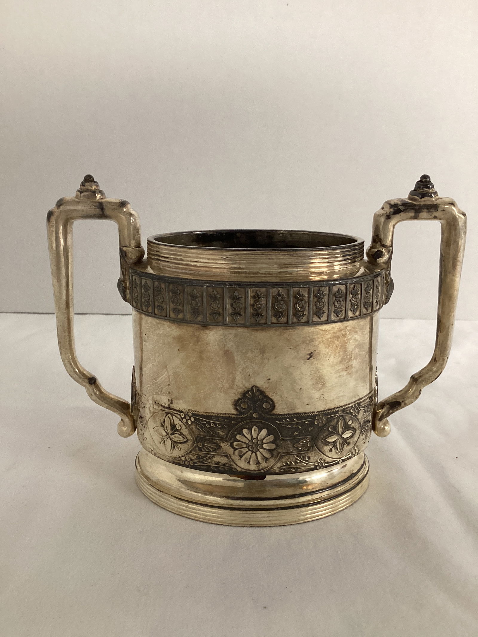 Antique Simpson, Hall, Miller & Co. Treble Plate Handled Sugar Bowl (1 of 4)