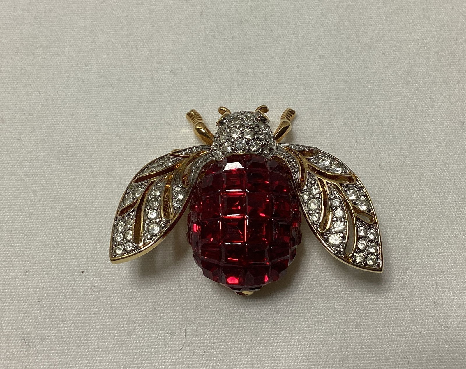 Red and Crystal Bumble Bee Brooch (1 of 6)