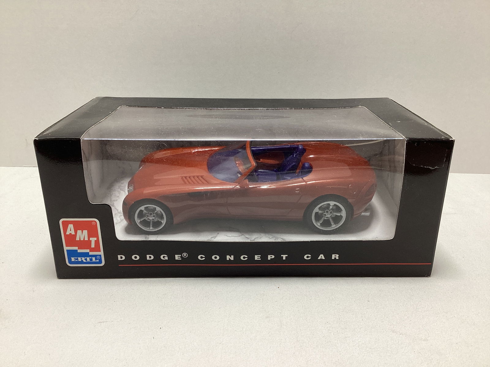 AMT ERTL Dodge Concept Car Model (1 of 4)