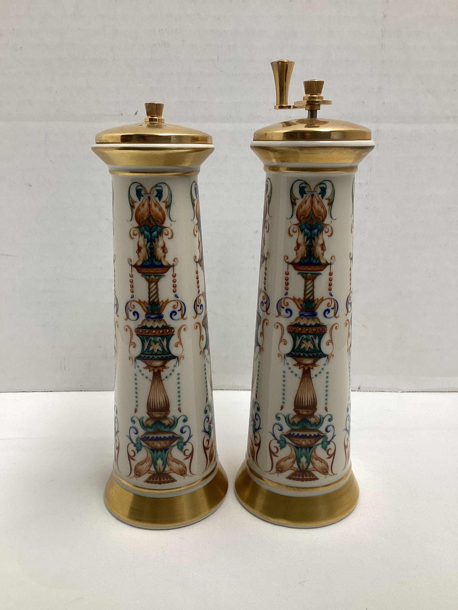 Lenox Lido Tall Salt Shaker and Pepper Mill: 7 1/2" and 8 1/2" h