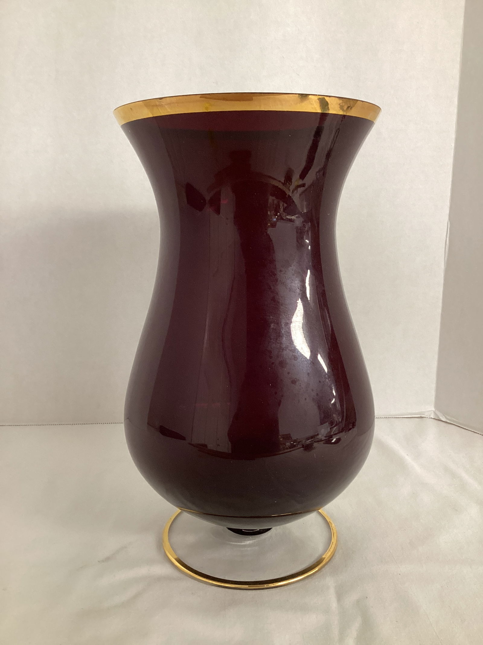 Ruby Red Glass Pedestal Vase with Gold Trim (1 of 5)