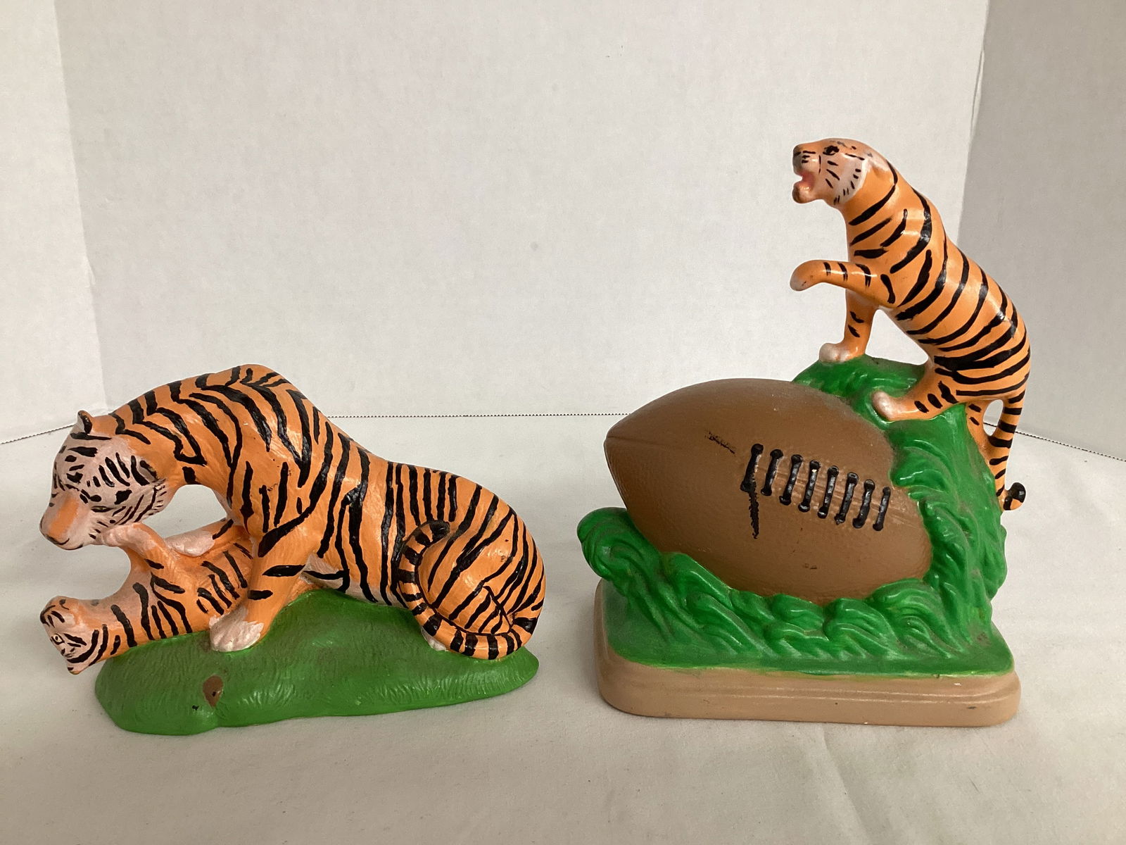 Vintage Ceramic Tigers and Tiger with Football Signed by Willie Hazel Jr. (1 of 9)