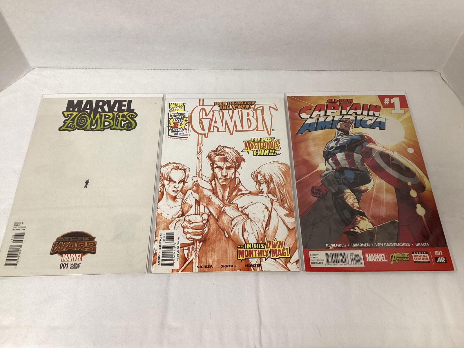 Three Marvel Comic Books (1 of 7)