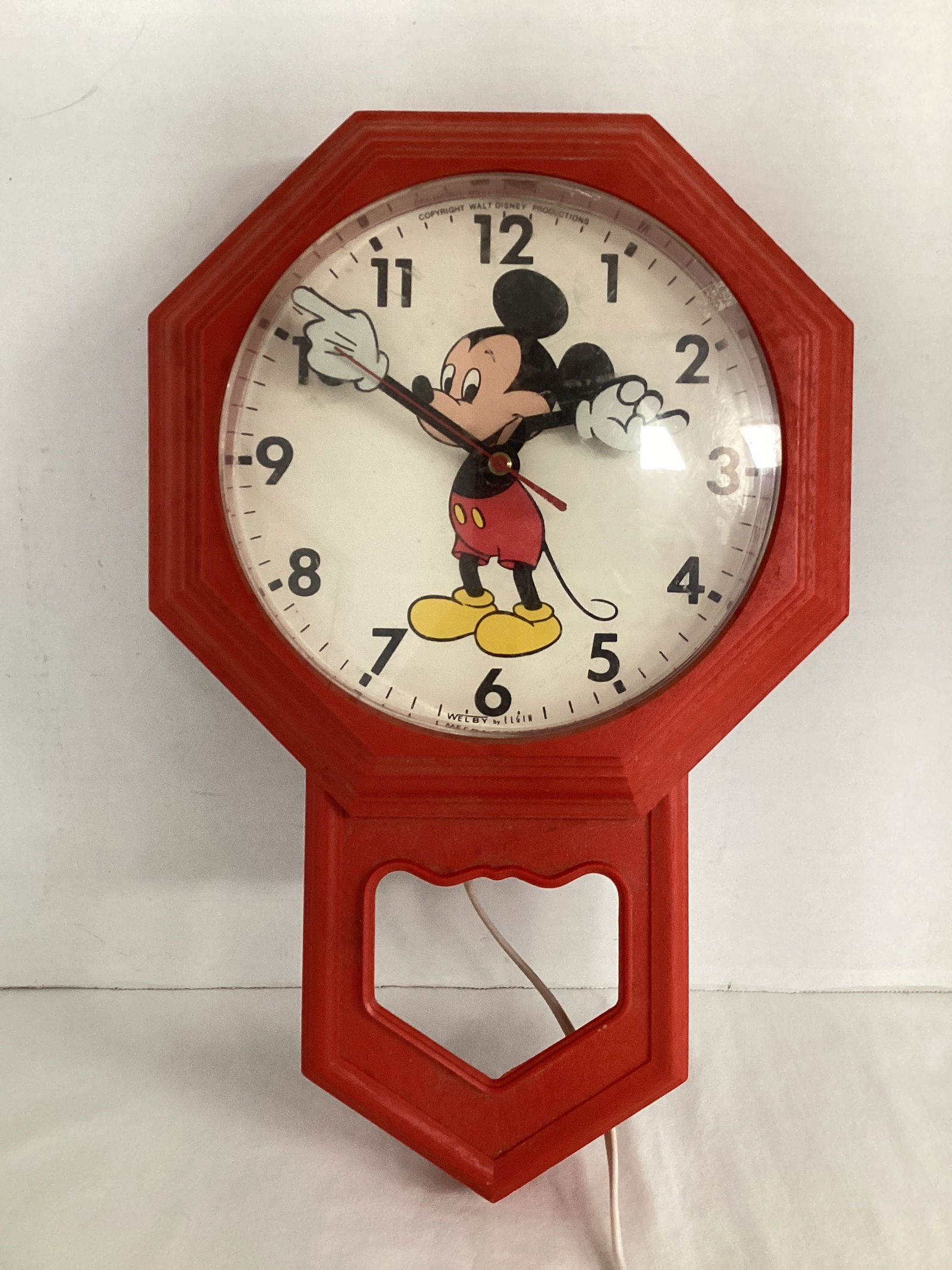 1970s Welby Elgin Mickey Mouse Schoolhouse Electric Clock (1 of 10)