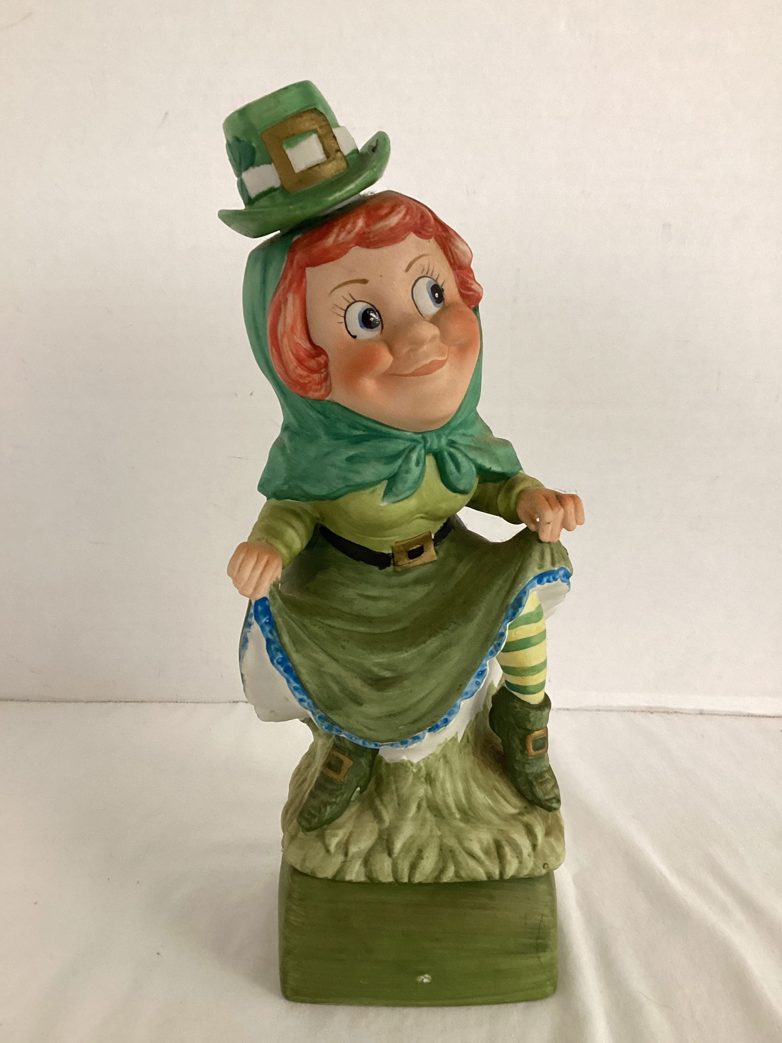 1974 Hoffman Distilling Co. Mr. Lucky Series - Mrs. Lucky Musical Decanter: needs washing, unsure of tune, plays slowly, 12" h