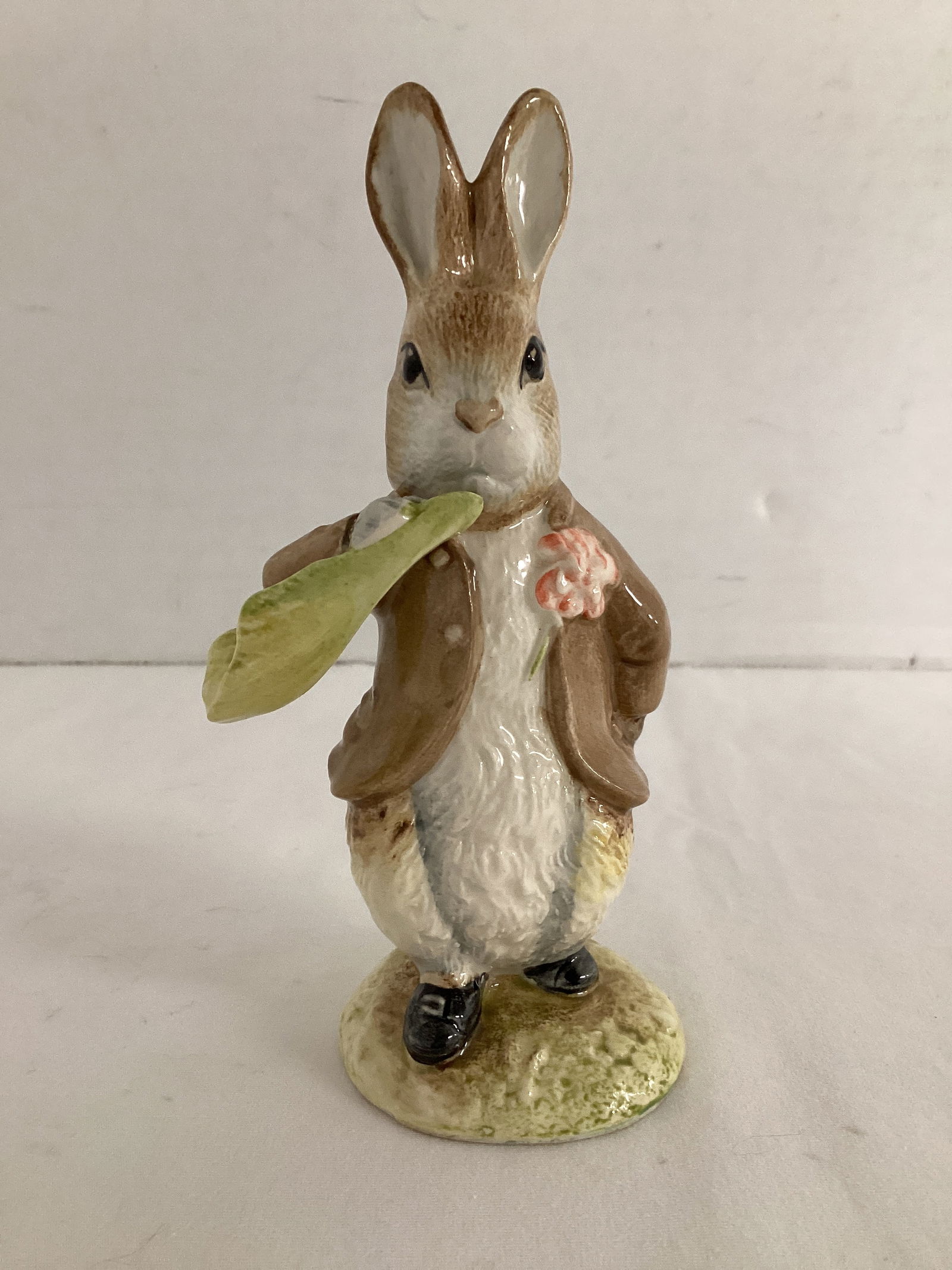 1992 F. Warne & Co. Royal Albert Beatrix Potter Benjamin Ate a Lettuce Leaf Figurine: 5" h