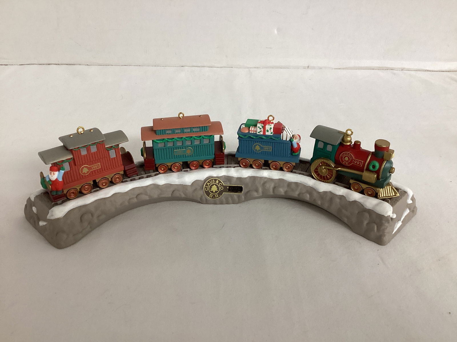 1991 Hallmark Train Ornaments on Track (1 of 8)