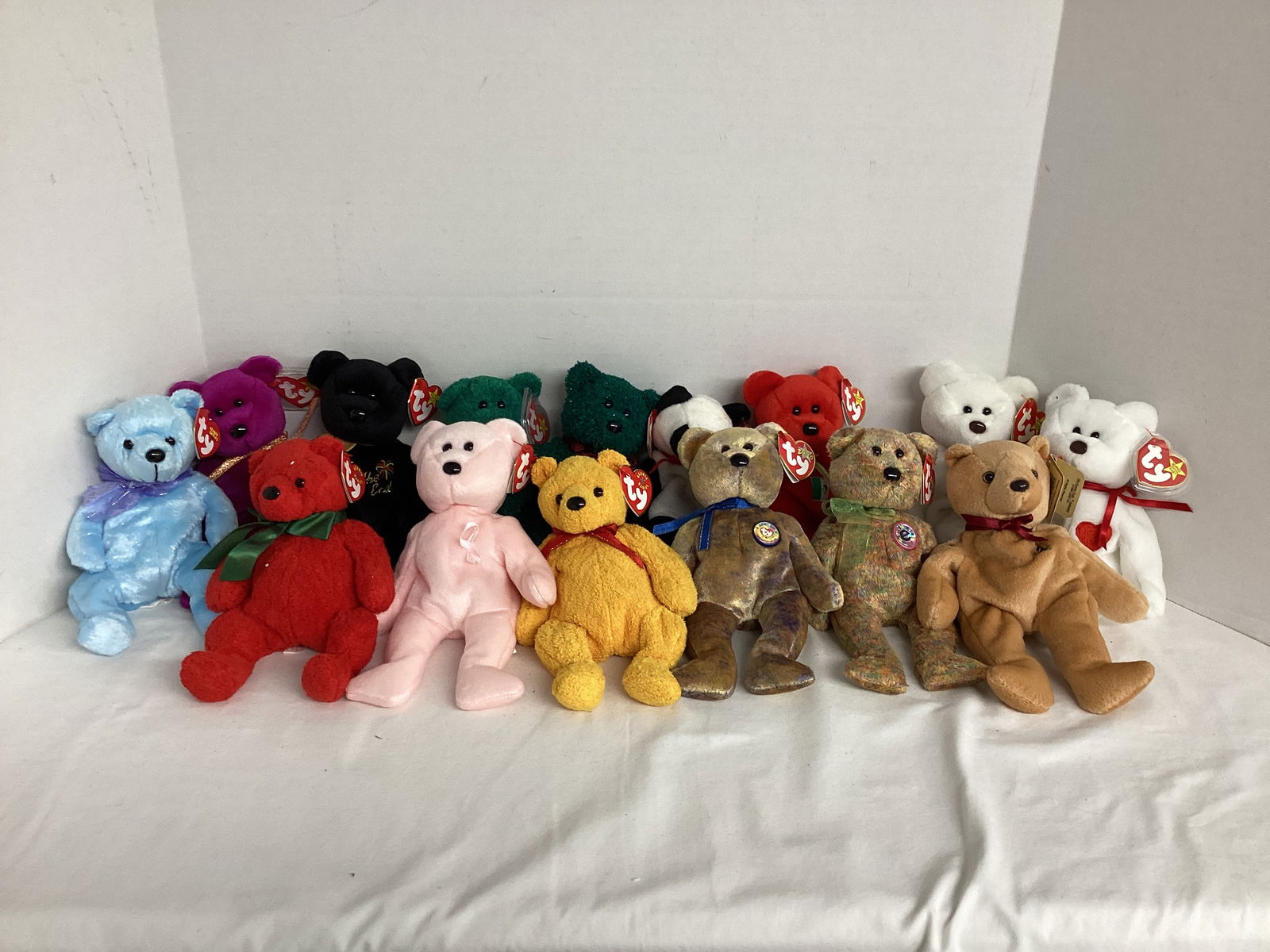 Bear TY Beanie Babies (1 of 19)