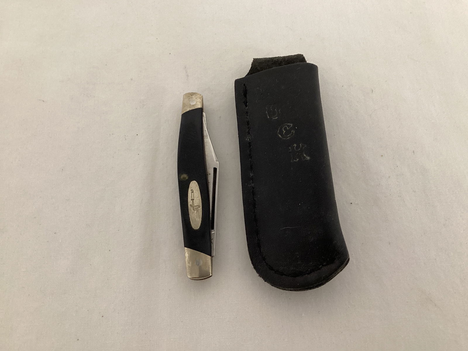 Buck 309 Two Blade Pocket Knife with Holster (1 of 5)