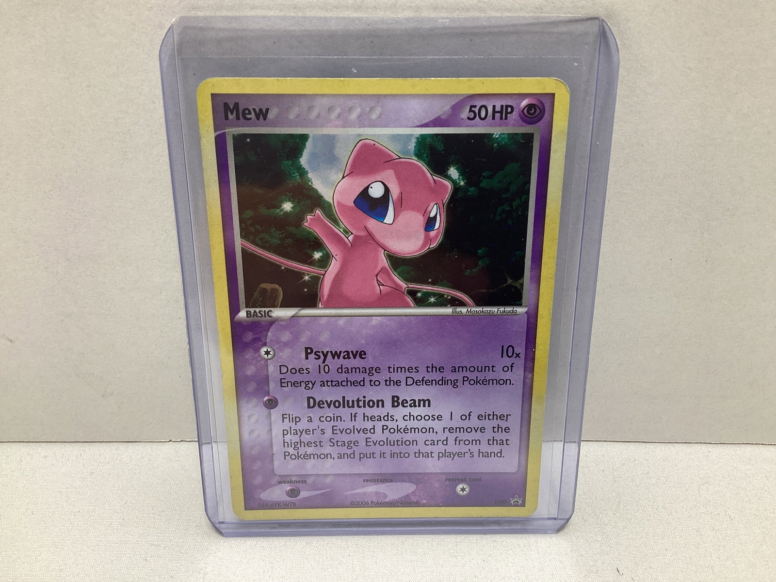 2006 Pokémon Mew Holo Black Star Promos Card: .
