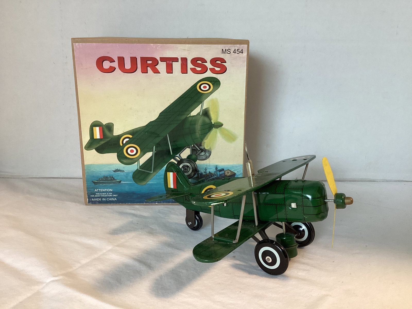 Curtiss Tin Litho Wind-Up Plane in Box: .