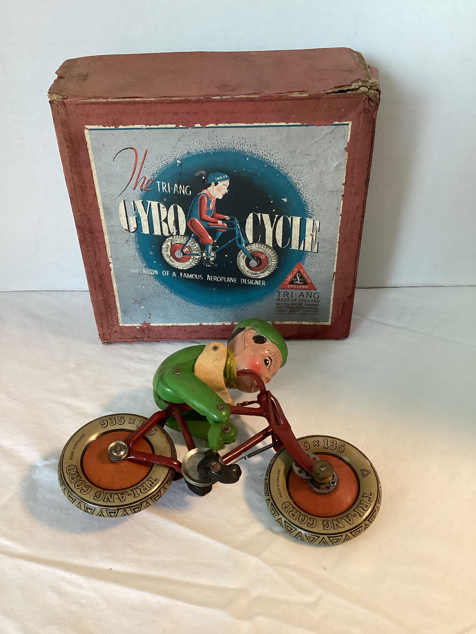 Tri-Ang Gyro Cycle Vintage Toy with Box: .