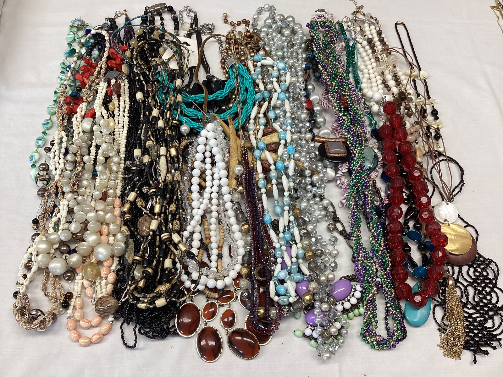 Fashion Jewelry Necklaces: .