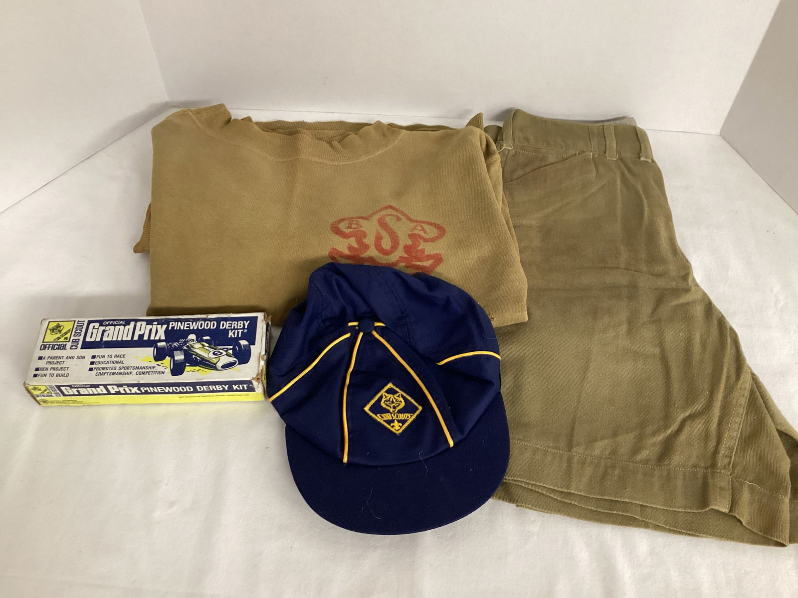 Cub Scouts Cap and Pinewood Derby Kit, Vintage Boy Scouts Sweatshirt and Shorts (1 of 10)