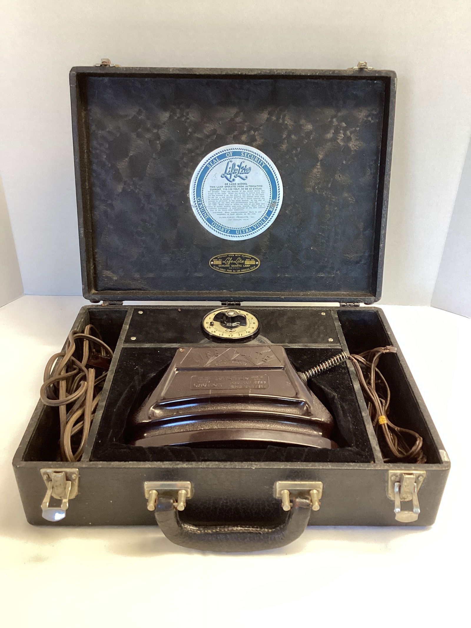 Antique Life Lite DeLuxe Model with Genuine Quartz Ultraviolet Rays (1 of 11)