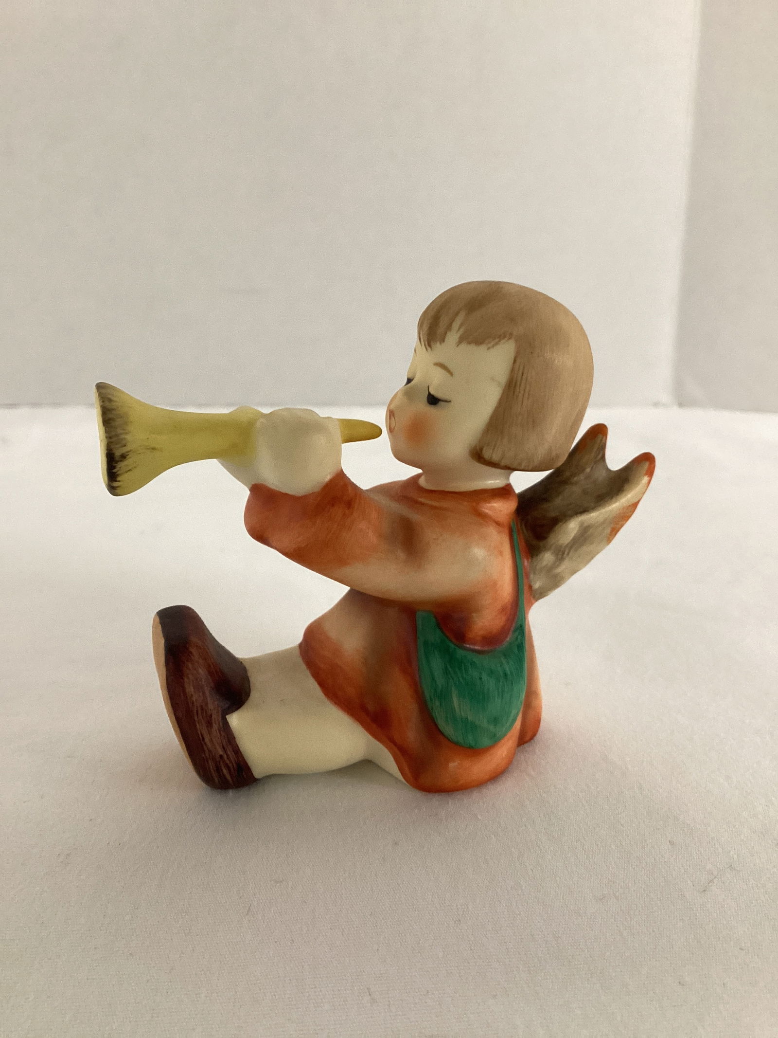 Goebel Hummel Angel Playing Trumpet Figure (1 of 4)