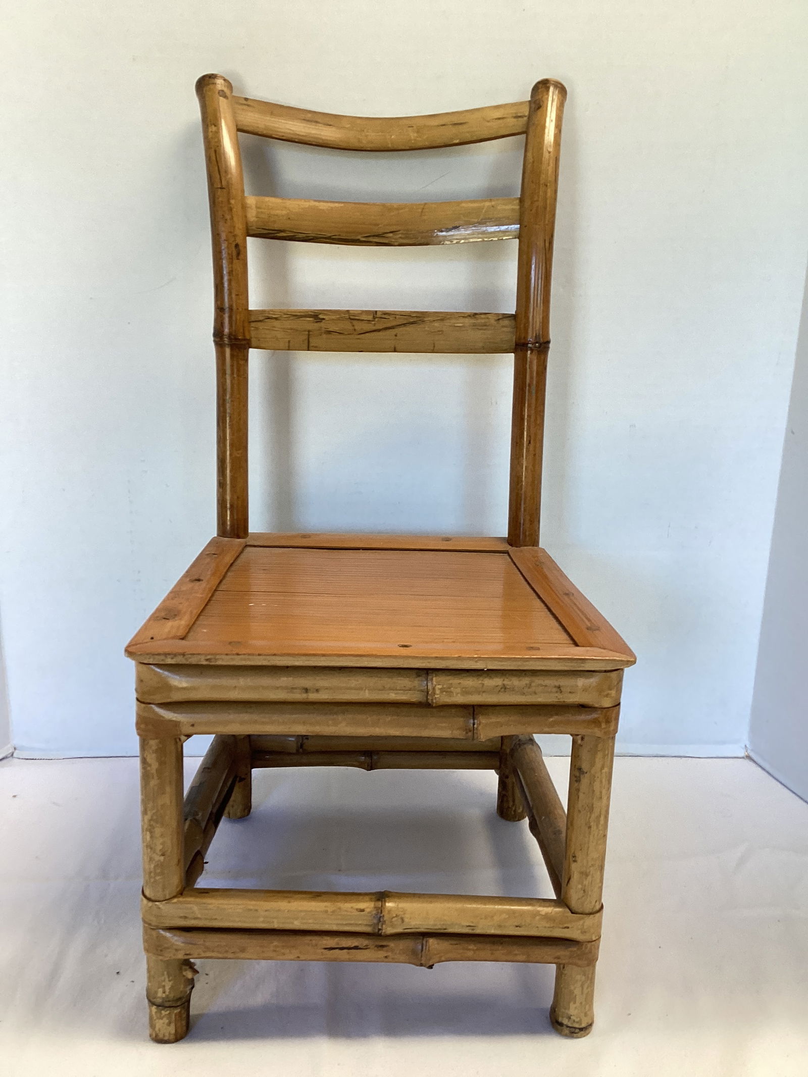 Childs Bamboo Chair: 10" seat width, SHIPPING UNAVAILABLE FOR THIS LOT